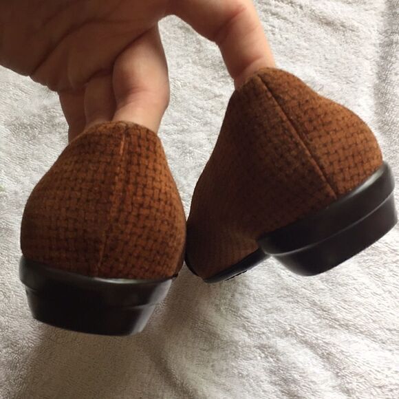 Cole Haan Shoes - Picture 4 of 8